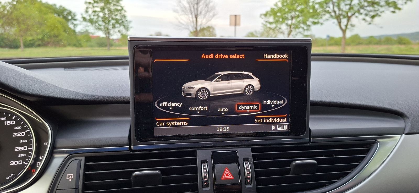 Audi A6 Avant 2,0 TDI automatik, fotografija 14