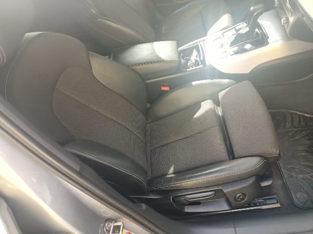 Audi A6 Avant 2,0 TDI / S LINE / MATRIX / REG. DO 07/2027 / NOVE GUME, fotografija 12