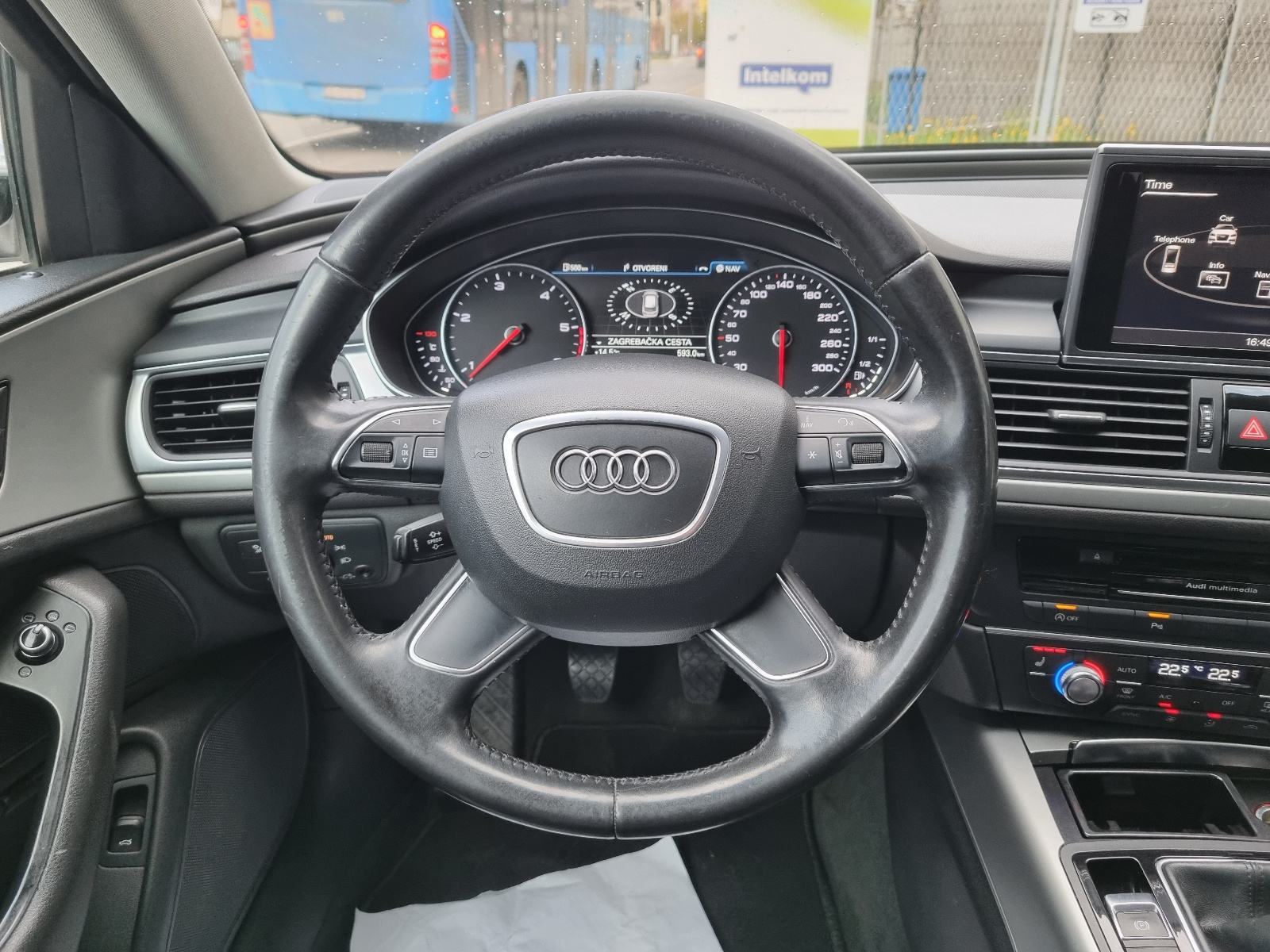 AUDI A6 2,0 TDI-1 VL-XENON-NAVIGACIJA-KAMERA-SERVISNA KNJIGA+RAČUNI, fotografija 15
