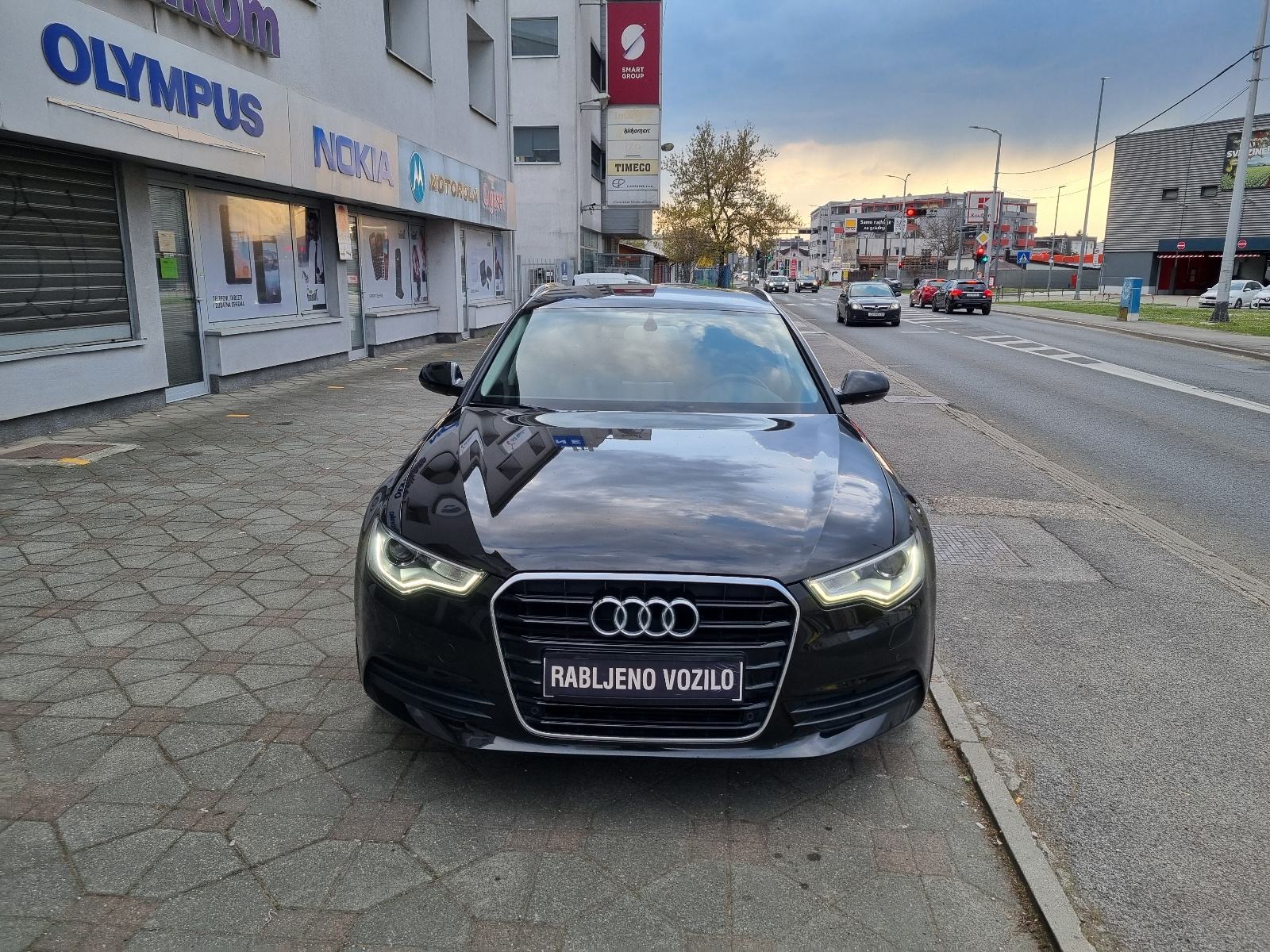 AUDI A6 2,0 TDI-1 VL-XENON-NAVIGACIJA-KAMERA-SERVISNA KNJIGA+RAČUNI, fotografija 3