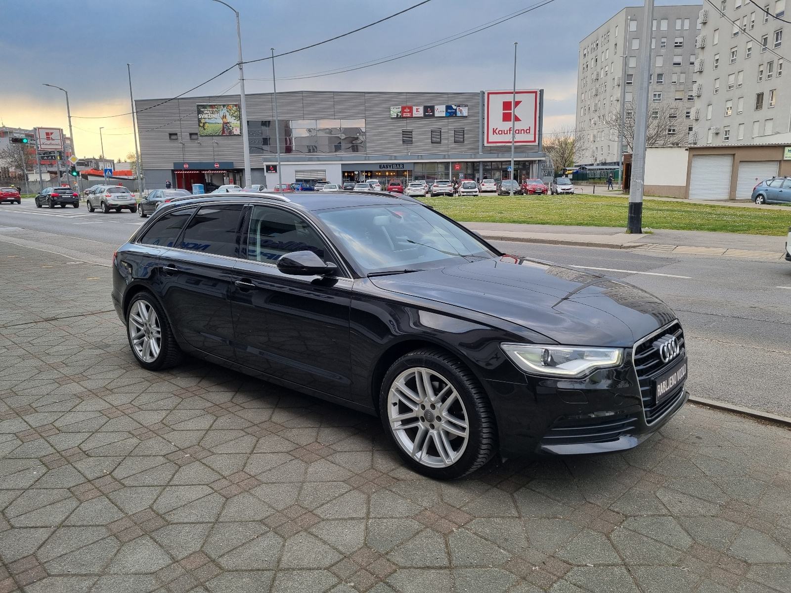 AUDI A6 2,0 TDI-1 VL-XENON-NAVIGACIJA-KAMERA-SERVISNA KNJIGA+RAČUNI, fotografija 5