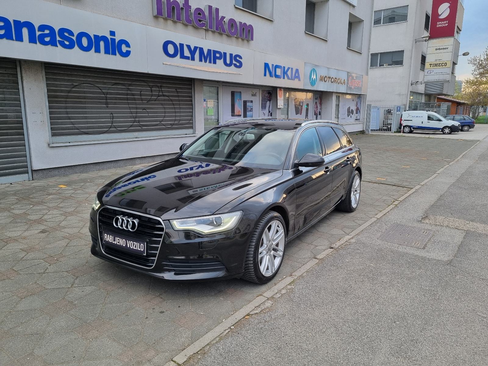 AUDI A6 2,0 TDI-1 VL-XENON-NAVIGACIJA-KAMERA-SERVISNA KNJIGA+RAČUNI, fotografija 2