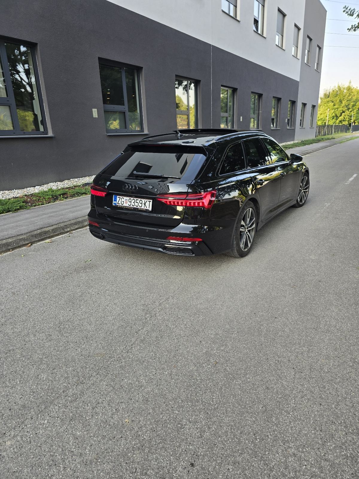 Audi A6 Avant 2.0 TDI, fotografija 3