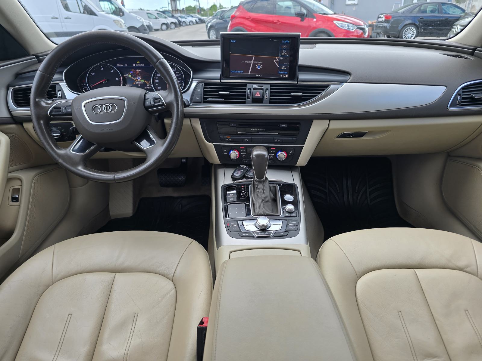 AUDI A6 2.0 TDI ULTRA FACELIFT * AUTOMATIK * ODLIČNO STANJE *, fotografija 12