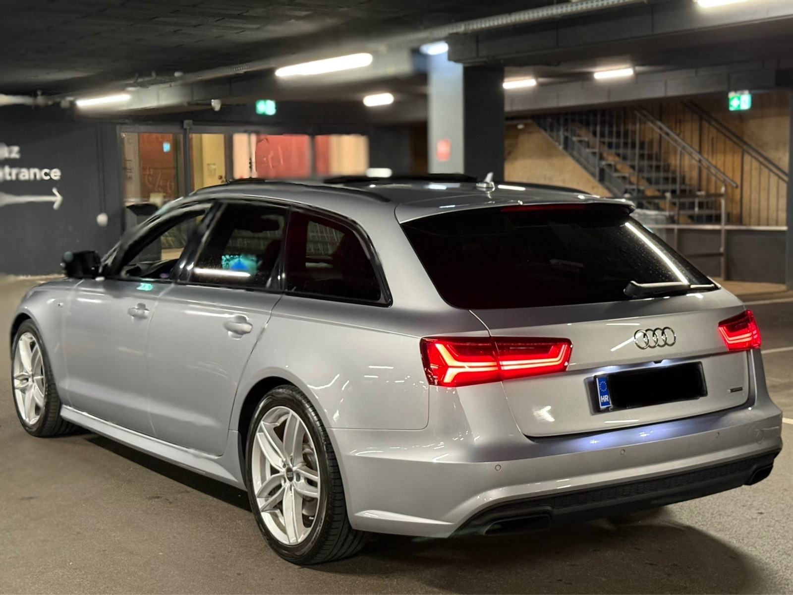 Audi A6 Avant 3,0 Bitdi 400ks Competition F1 Panorama,Matrix,Bose,19”, fotografija 4