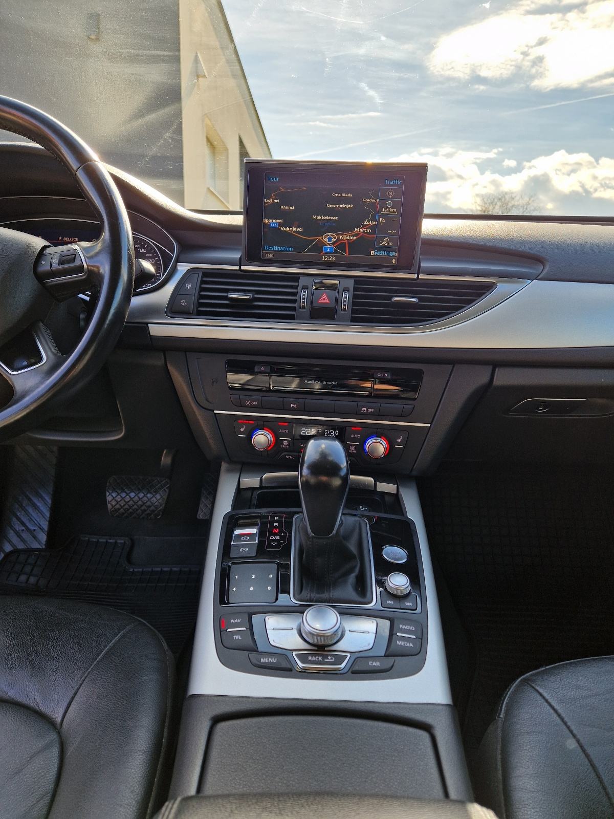 Audi A6 Avant 3,0 TDI aut. 2015 g., alu 20", kamera, koža, fotografija 6
