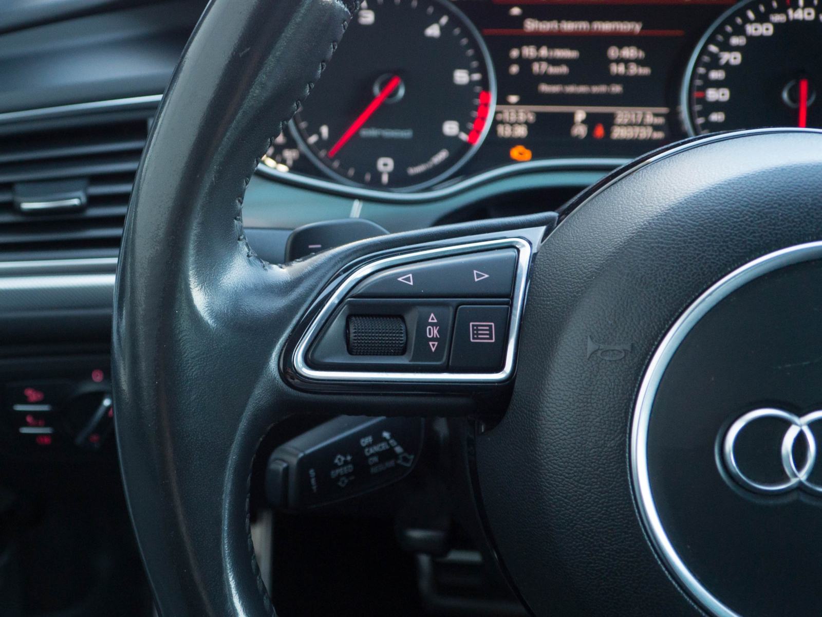 Audi A6 Avant 3,0 TDI, fotografija 19