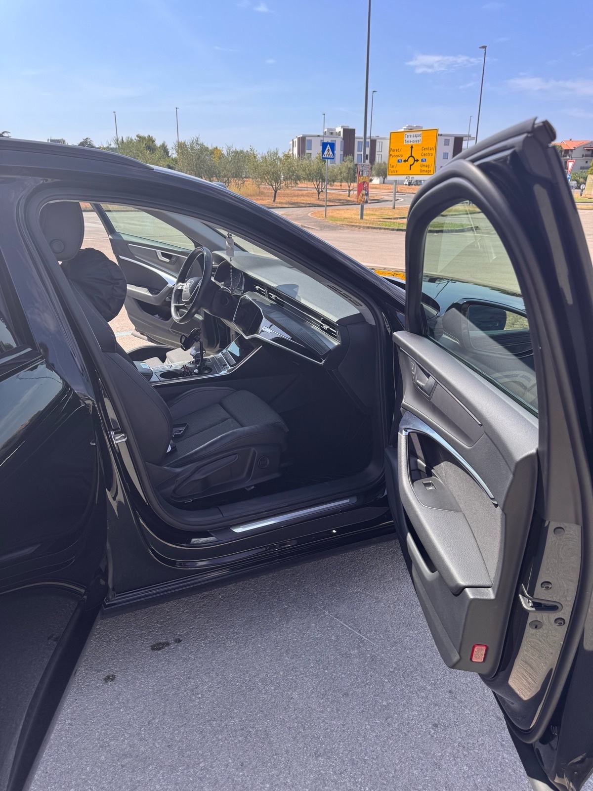 Audi A6 Avant 40 TDI automatik, BLACK EDITION, 2019 godište, fotografija 12