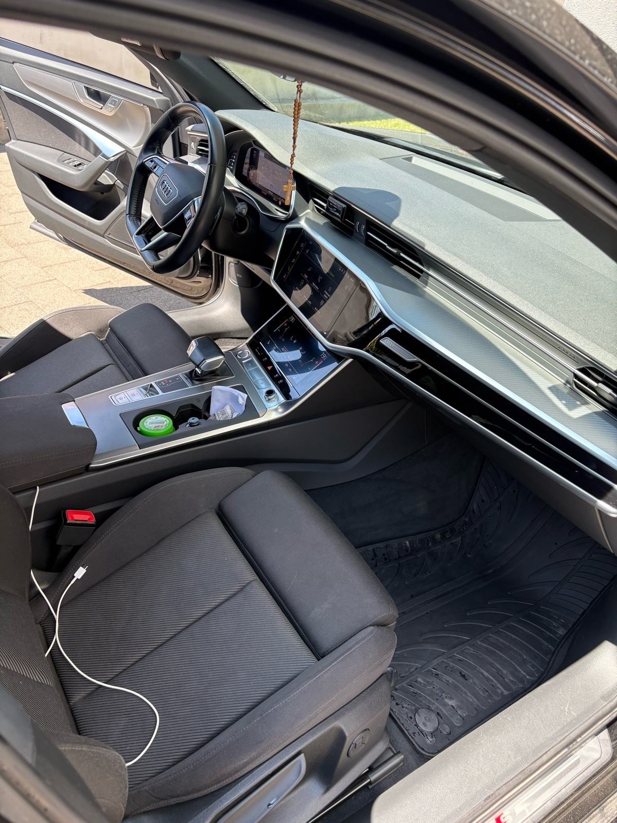 Audi A6 40tdi S line, black optik, matrix, panorama, B&O, 21” servis v, fotografija 15