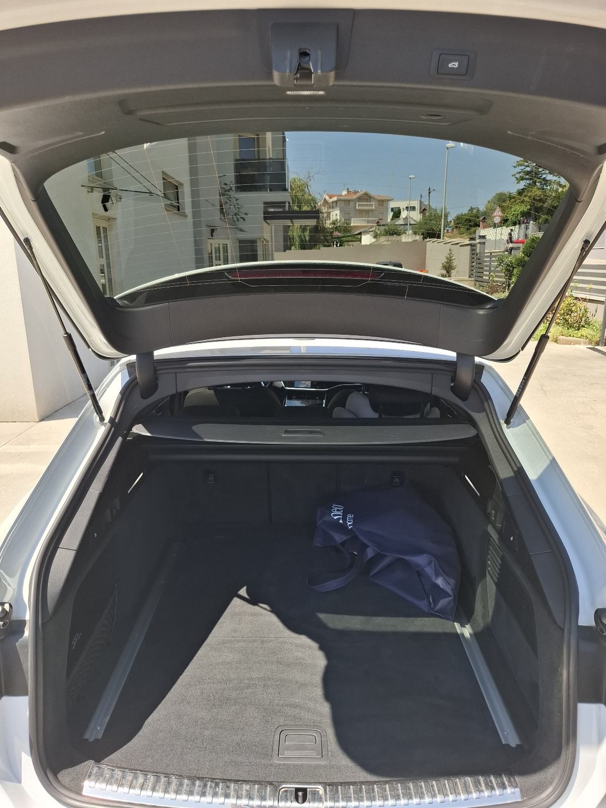 Audi A6 40 TDI Quattro Matrix, fotografija 6