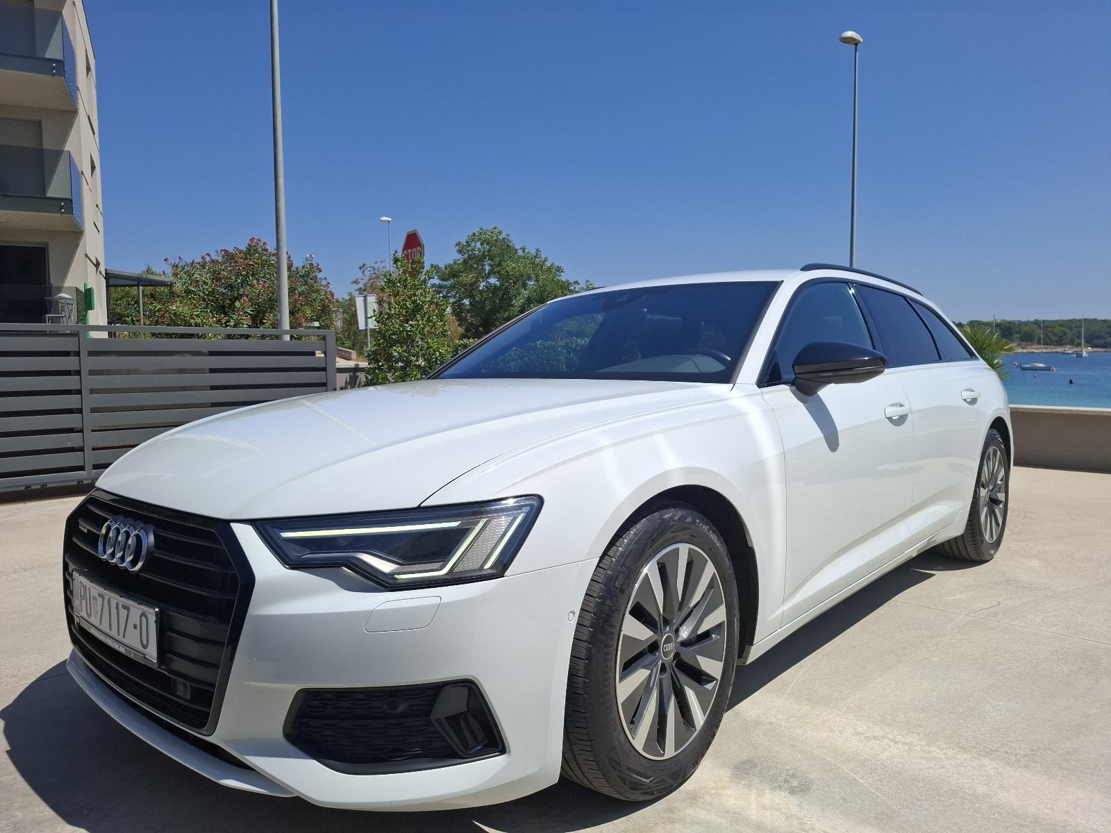 Audi A6 40 TDI Quattro Matrix, fotografija 3