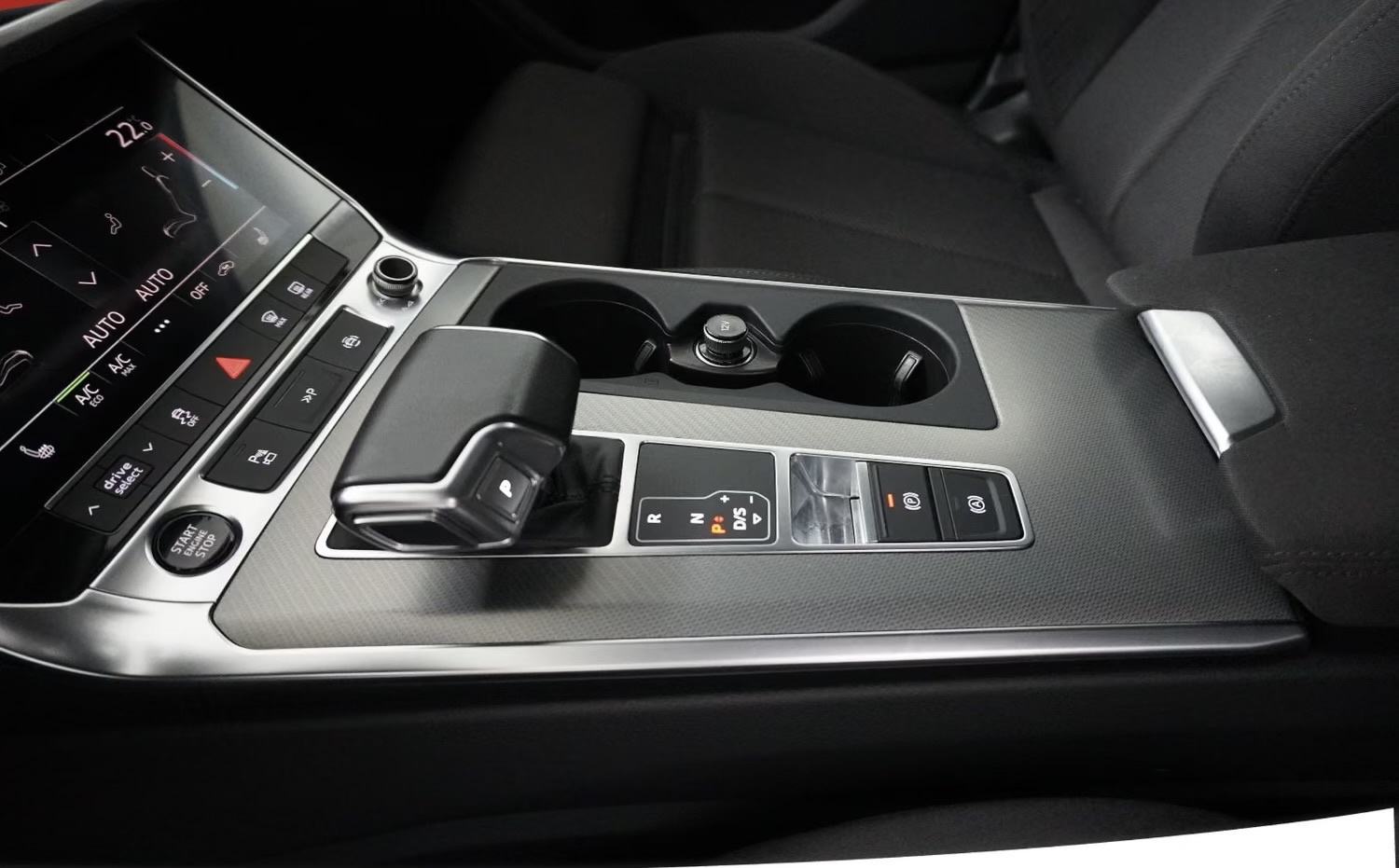 Audi A6 Avant 40 TDI automatik, fotografija 12