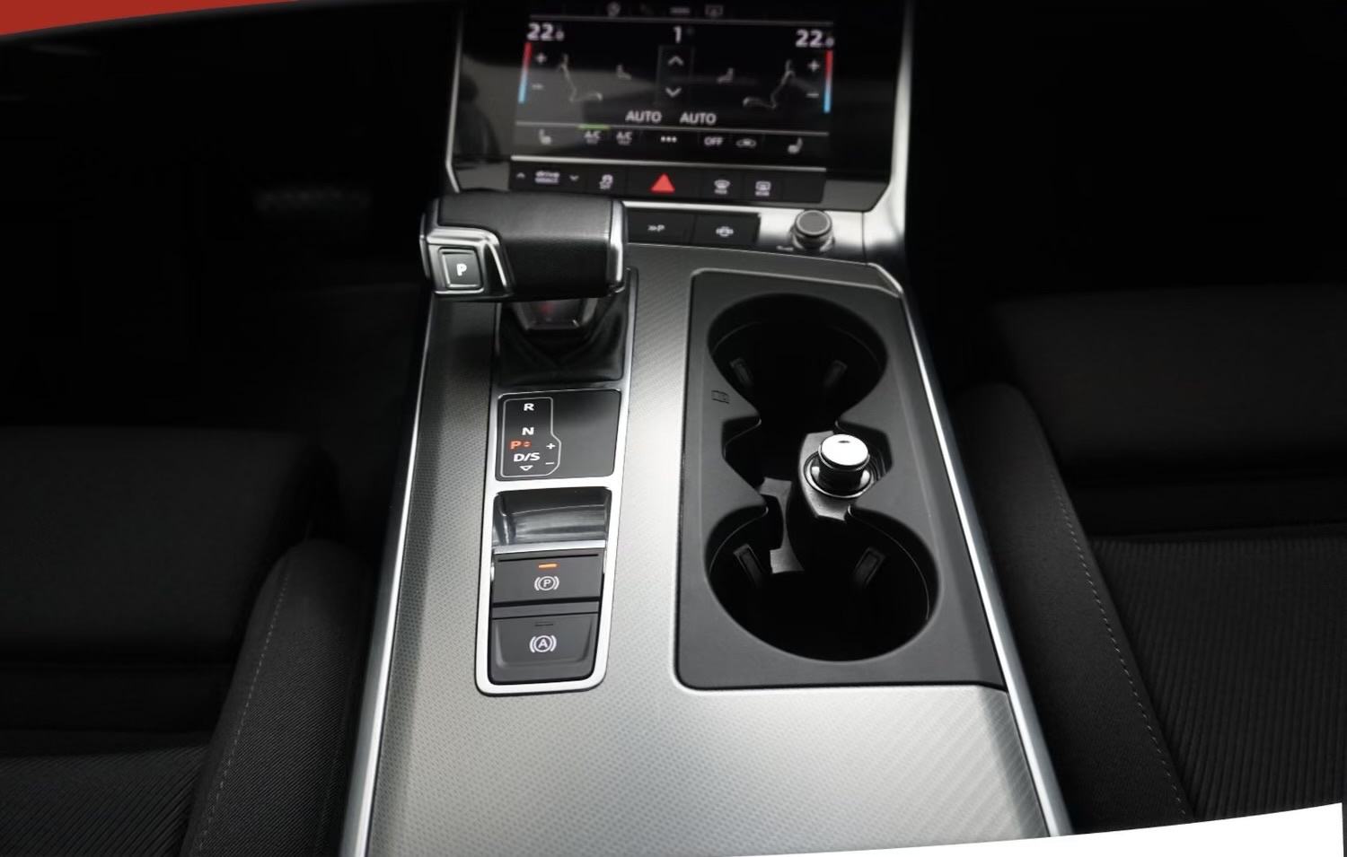 Audi A6 Avant 40 TDI automatik, fotografija 13