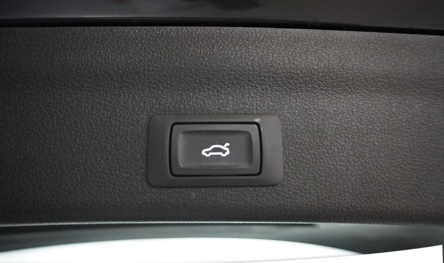 Audi A6 Avant 40 TDI automatik, fotografija 20