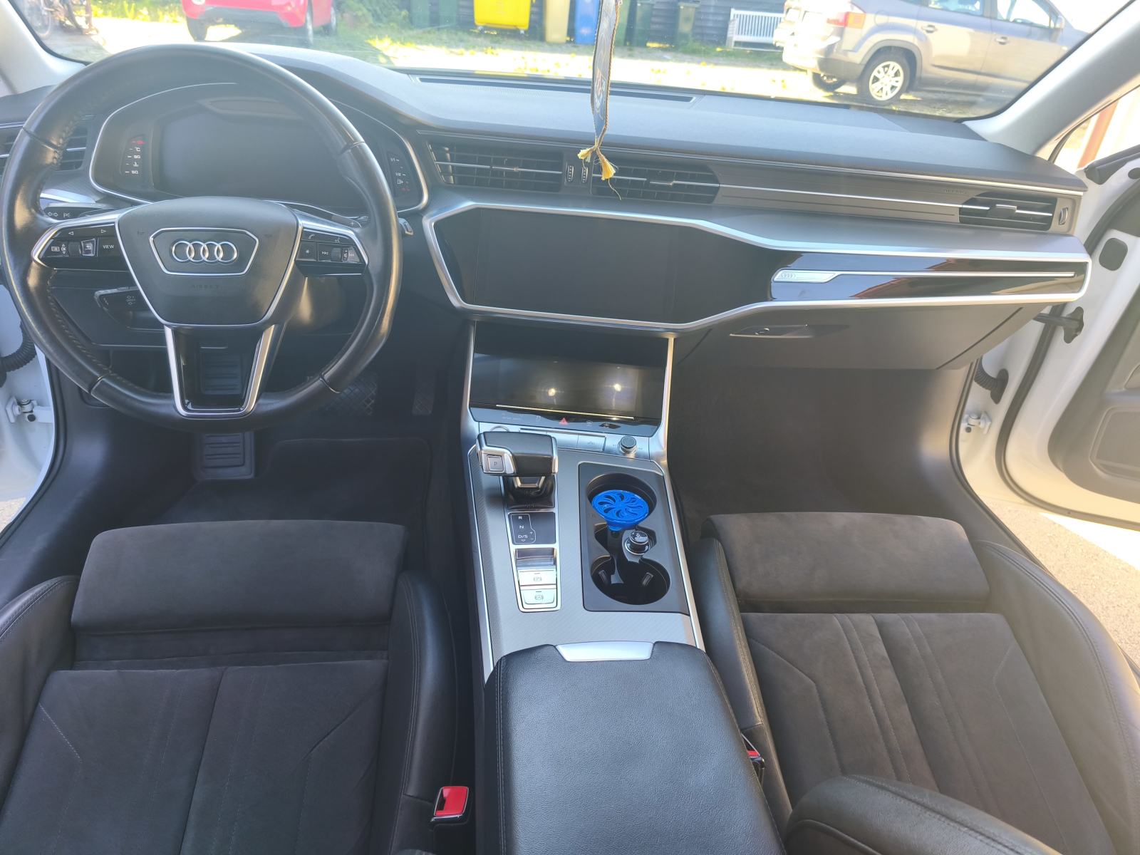 Audi A6 Avant 40 TDI, fotografija 15