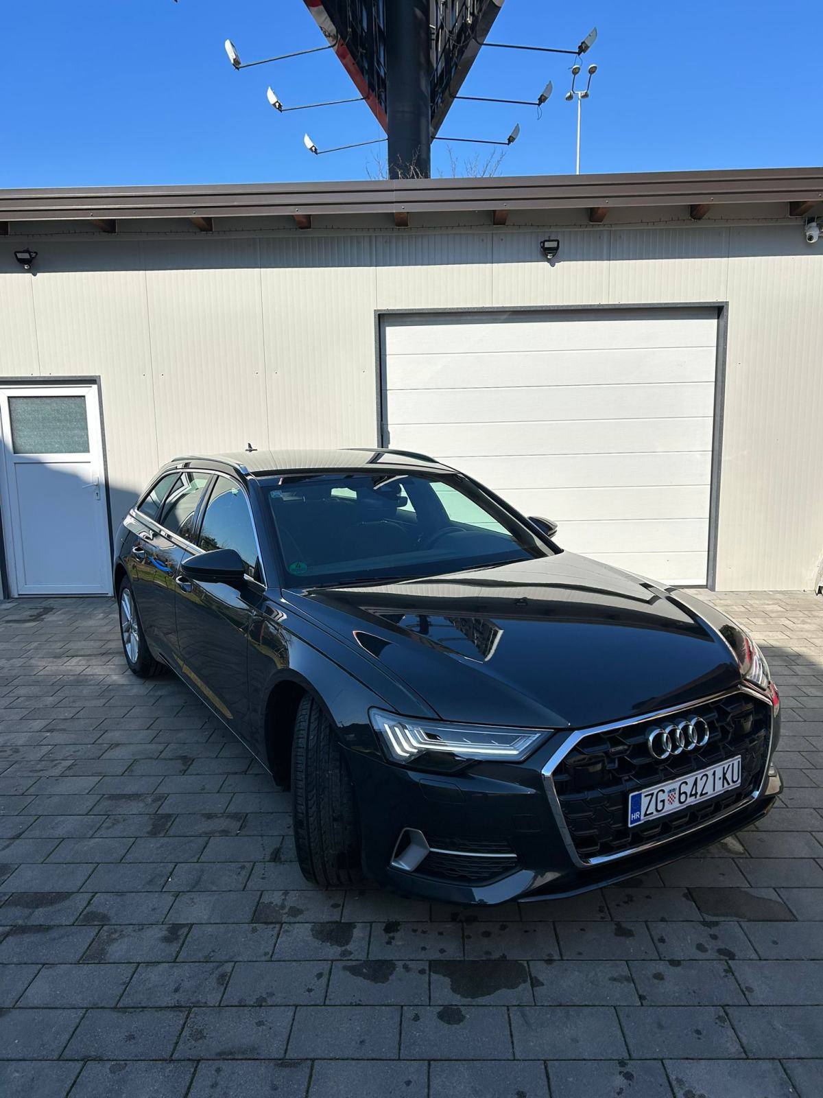 Audi A6 Avant 40 TDI QUATTRO, fotografija 2