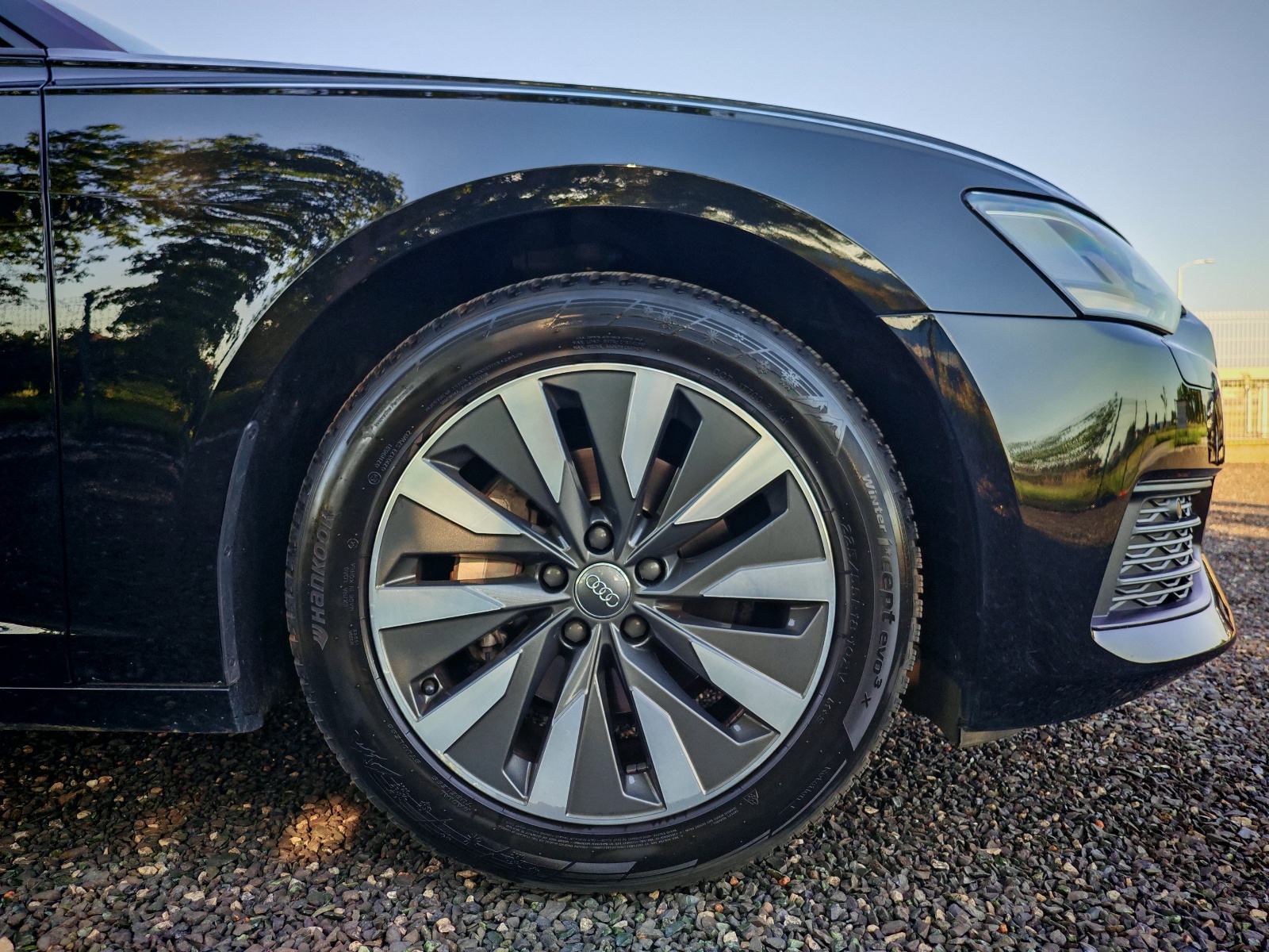 Audi A6 Avant 40 TDI S-Tronic *reg.03/2027*, fotografija 5