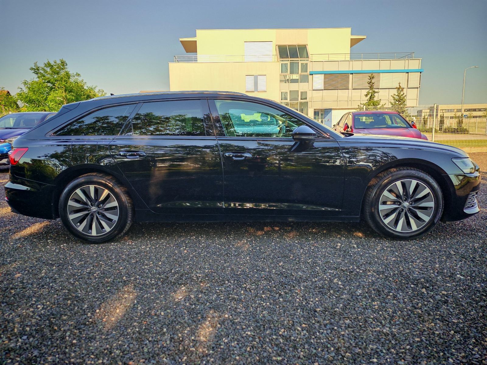 Audi A6 Avant 40 TDI S-Tronic *reg.03/2027*, fotografija 8