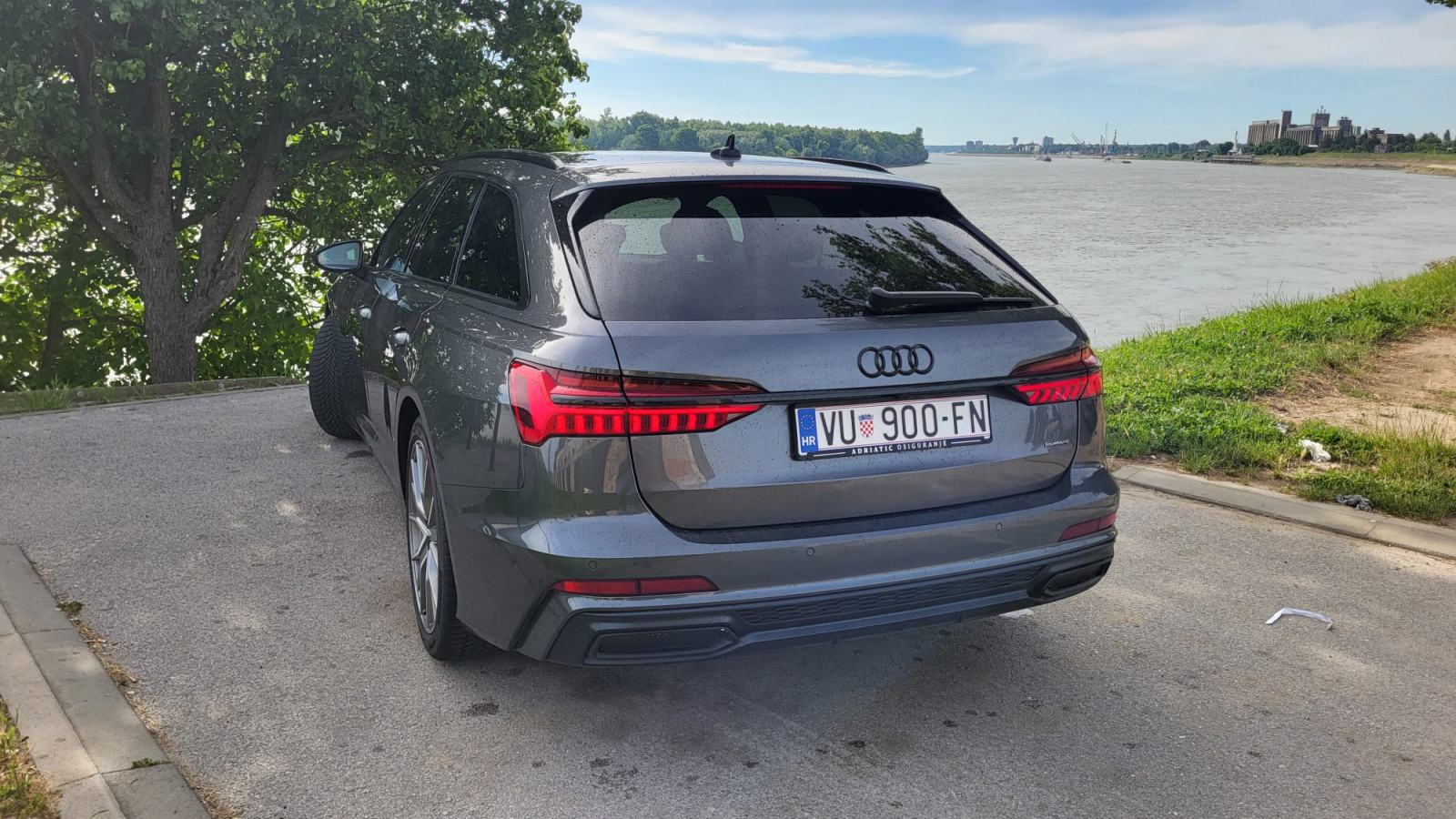 Audi A6 Avant 50 TDI, fotografija 4