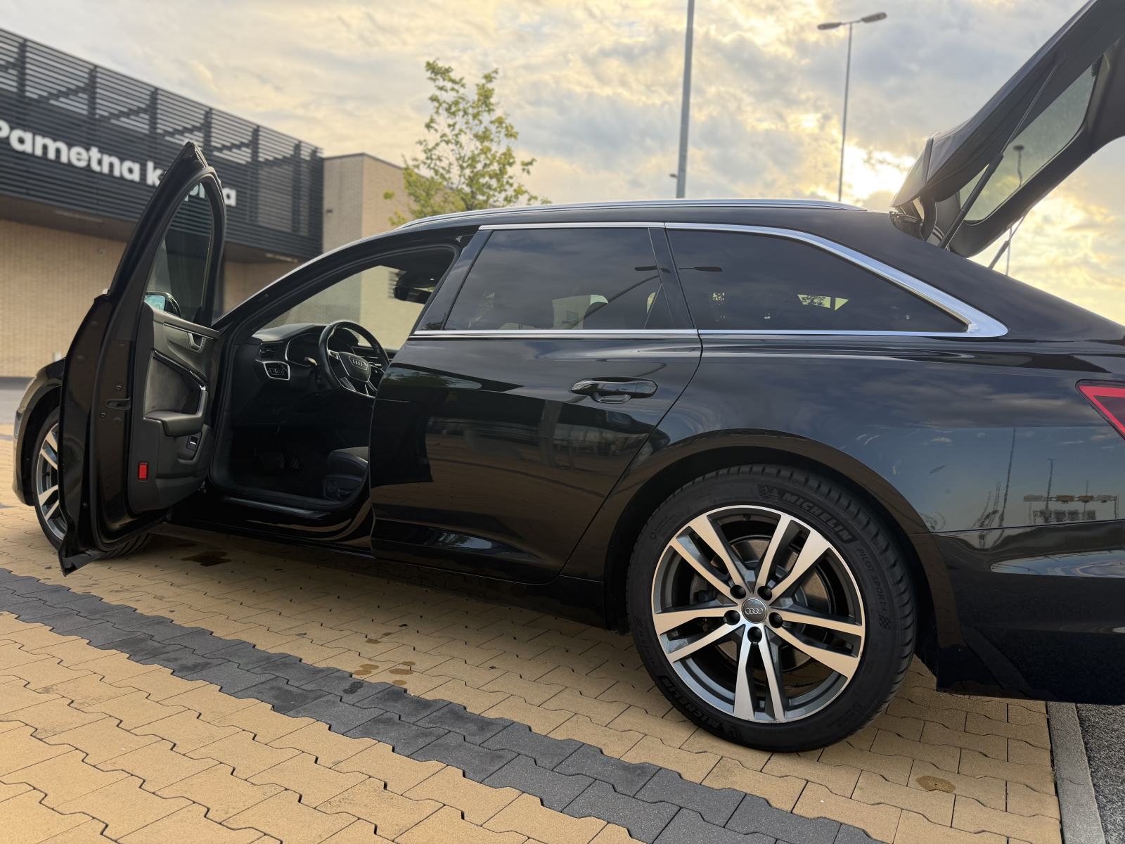 Audi A6 Avant 50 TDI Quattro 286 ks, fotografija 4