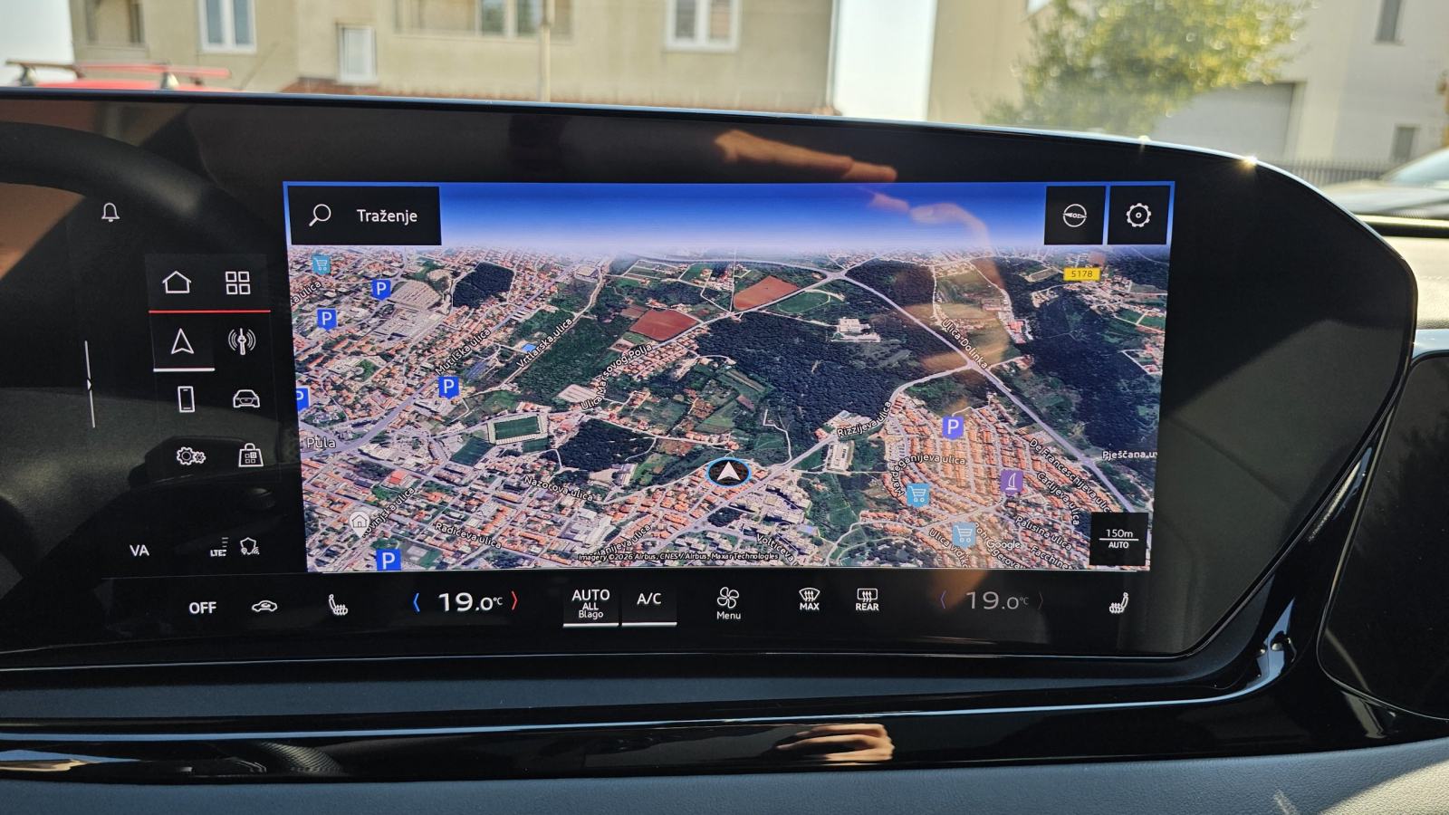 AUDI A6 AVANT TDI S-LINE S-TRONIC 2025 TVORNIČKO JAMSTVO *4500 KM*, fotografija 12