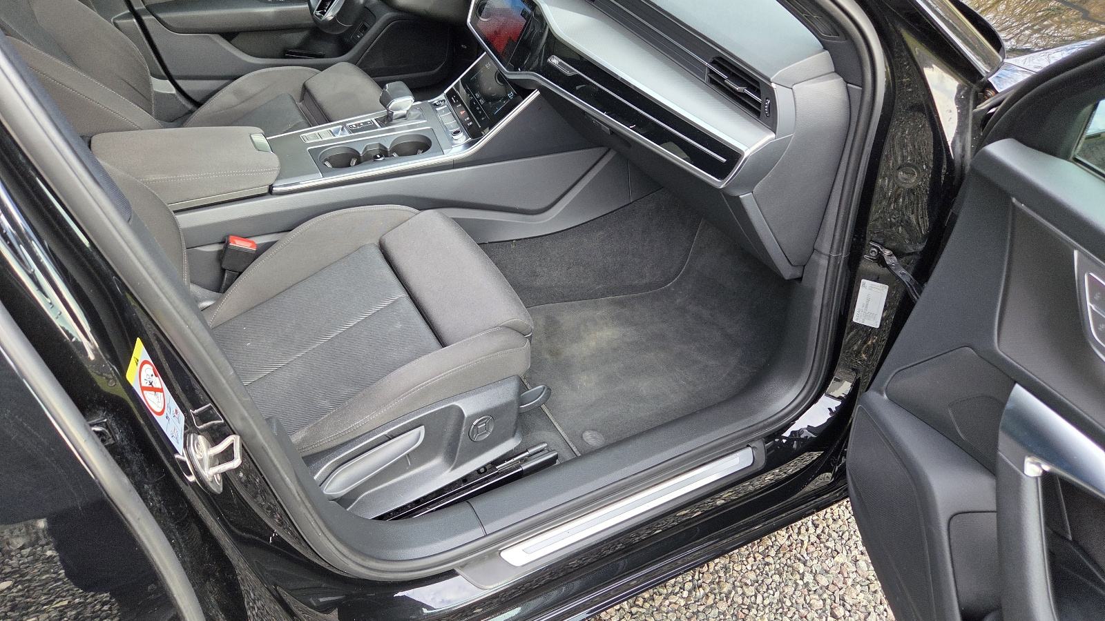Audi A6 Black edition 150 KW, fotografija 15