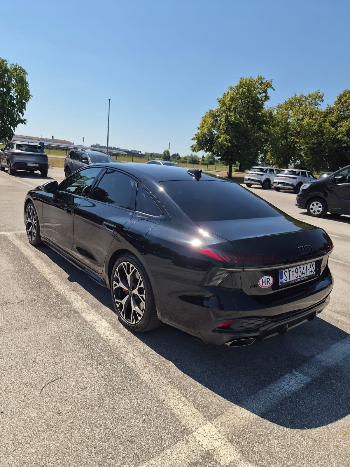Audi A6 EHybrid Quattro S Line DSG PHEV,dostupno od 15.10.2026.!, pogled izvana - slika 5