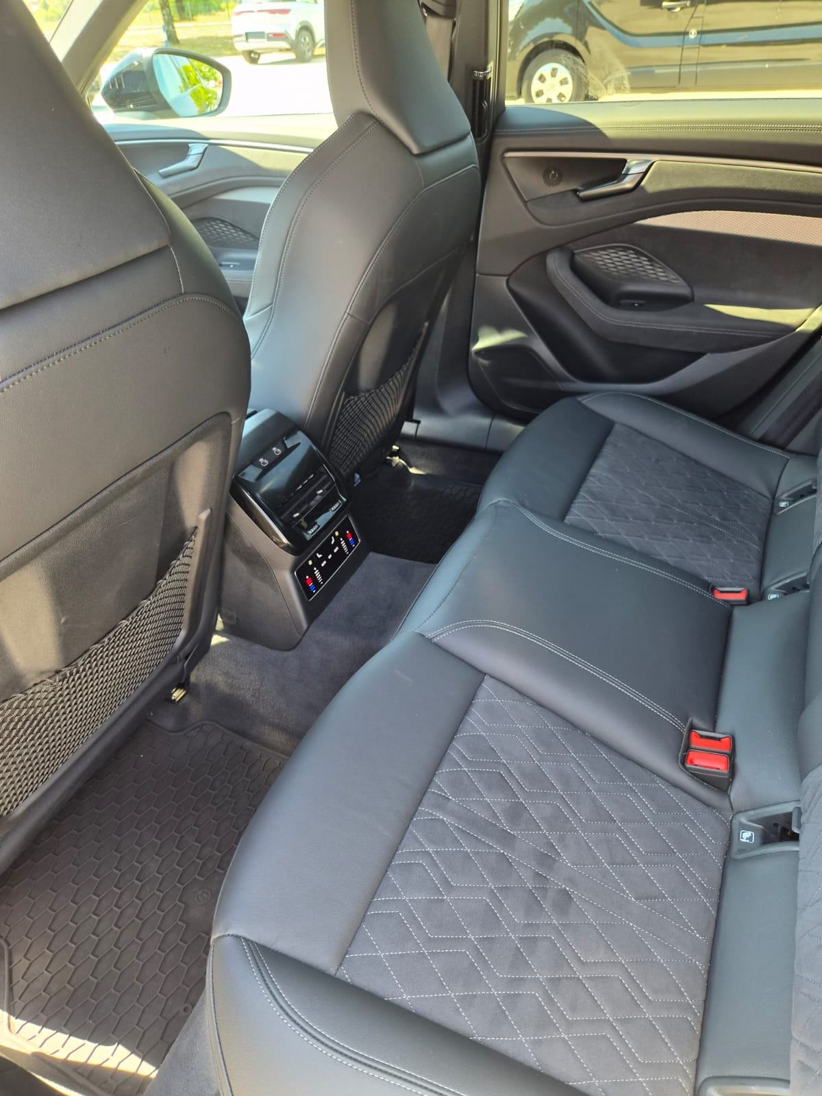 Audi A6 EHybrid Quattro S Line DSG PHEV,dostupno od 15.10.2026.!, fotografija 12