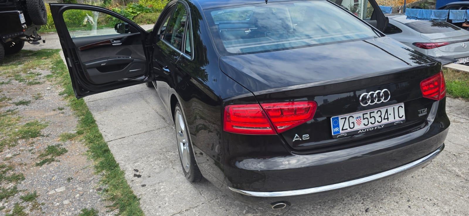 Audi A8 3,0 TDI automatik, fotografija 2