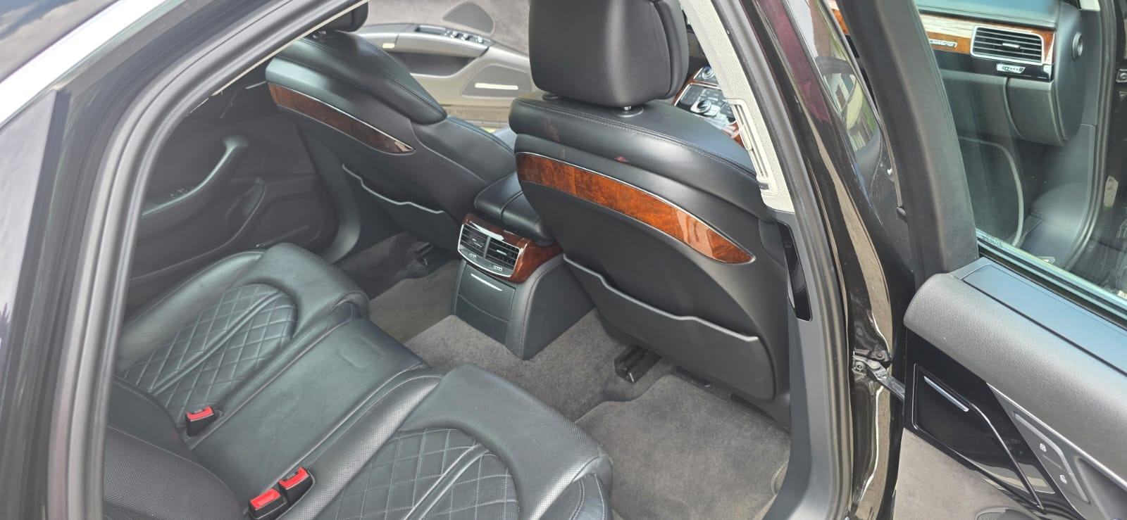 Audi A8 3,0 TDI automatik, fotografija 11