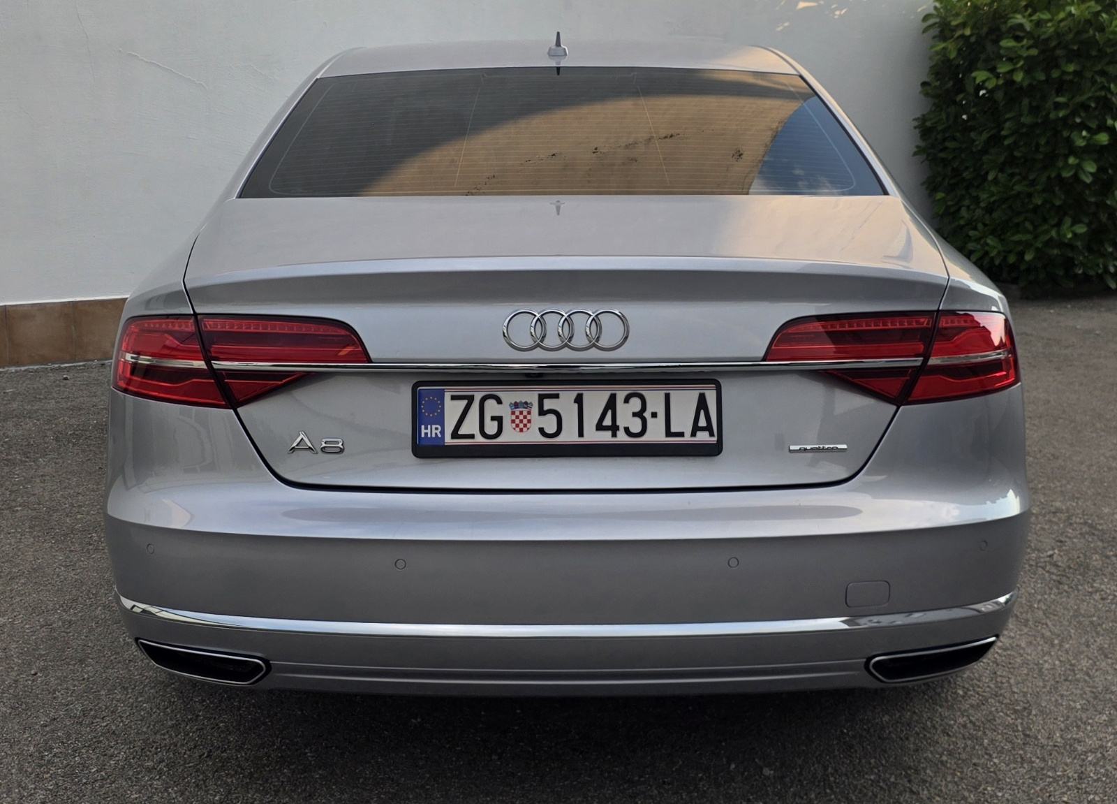 Audi A8 3,0 TDI * EXCLUSIVE * REDIZAJN *RADAR * KAMERE 360 *, fotografija 6