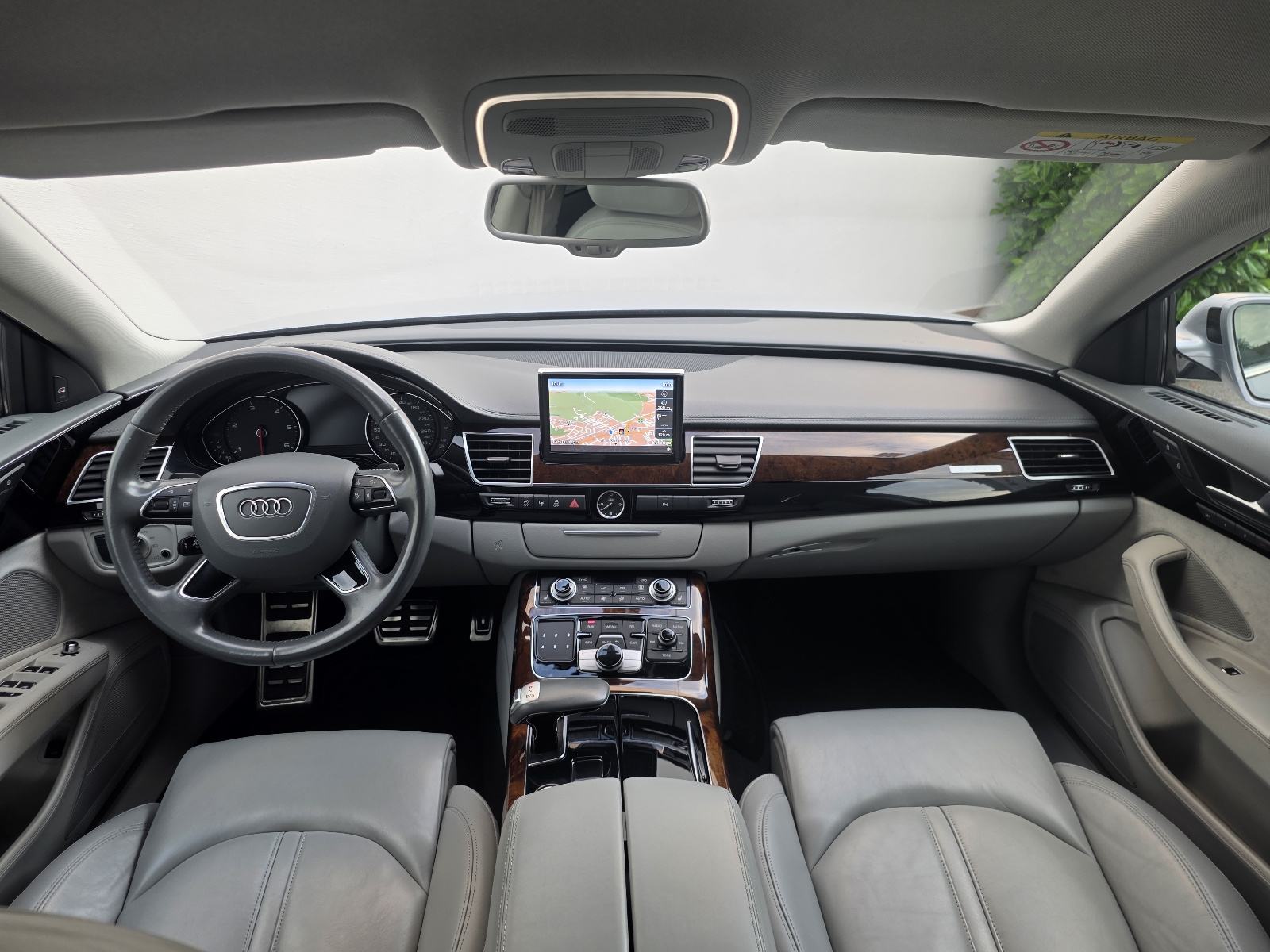 Audi A8 3,0 TDI * EXCLUSIVE * REDIZAJN *RADAR * KAMERE 360 *, fotografija 9