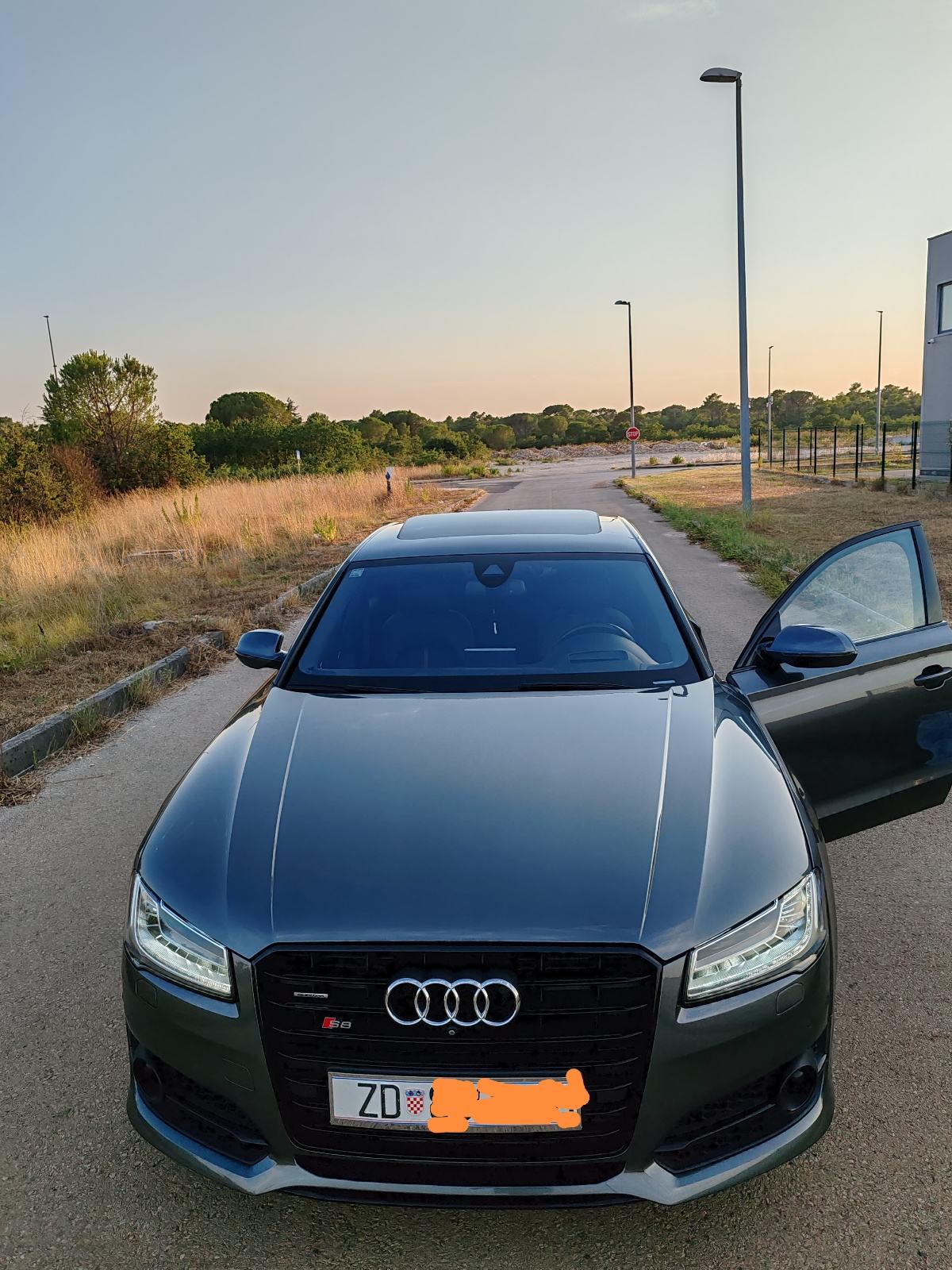 Audi A8, Sport Edition, S8-optic, fotografija 2