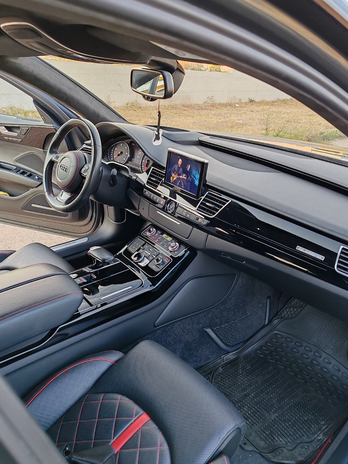 Audi A8, Sport Edition, S8-optic, fotografija 4