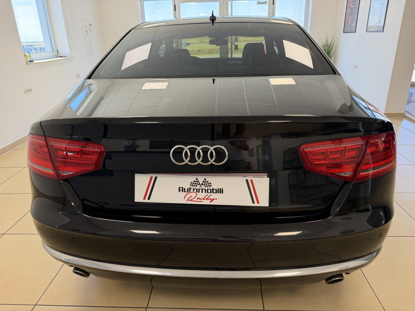 Audi A8 3,0 TDI *** TOP STANJE ***, fotografija 5