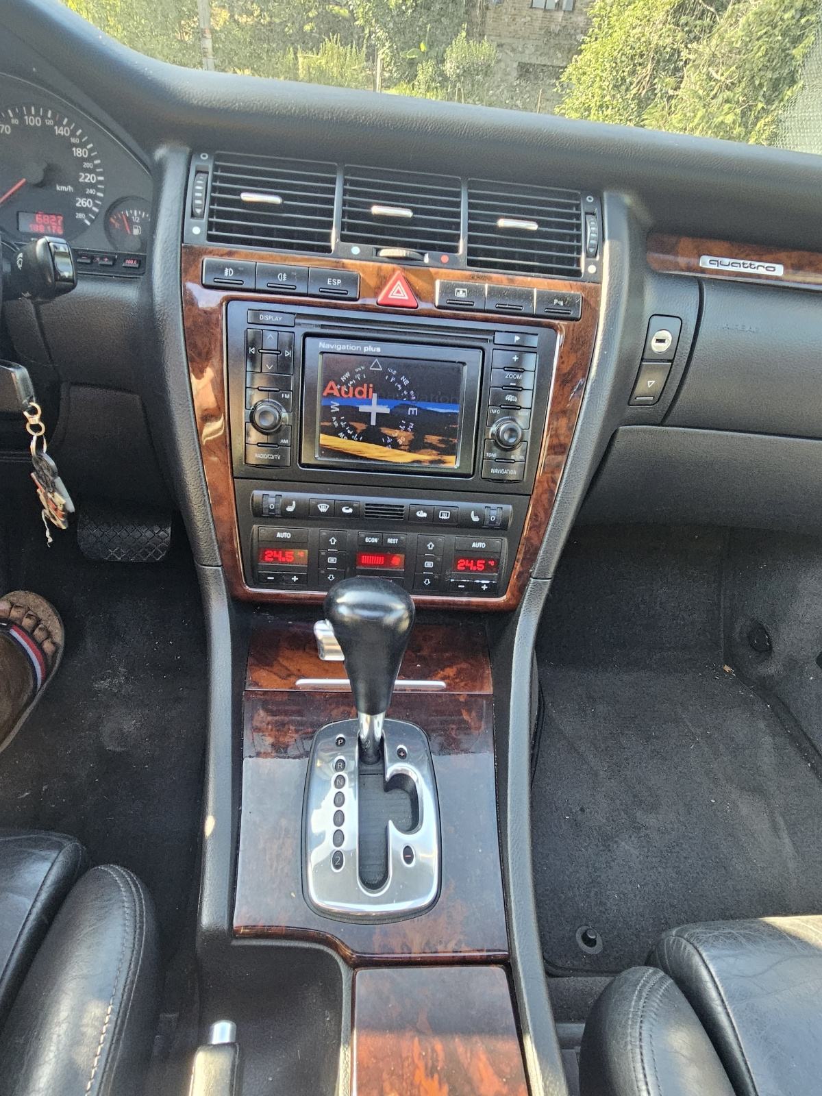 AUDI A8 3.3 TDI, fotografija 10