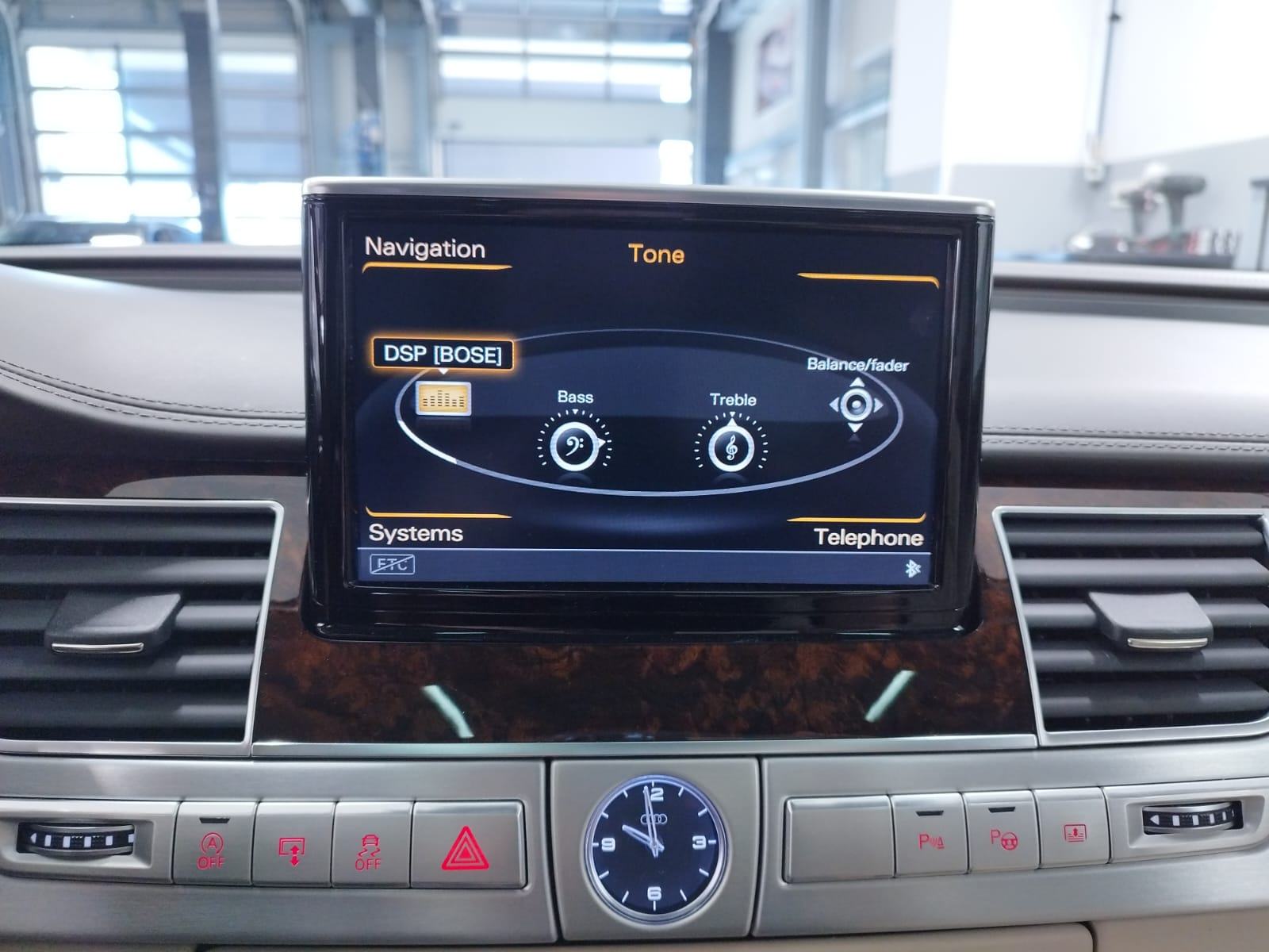 Audi A8 4.0 TFSI Quattro V8 Biturbo | 435 KS, fotografija 12