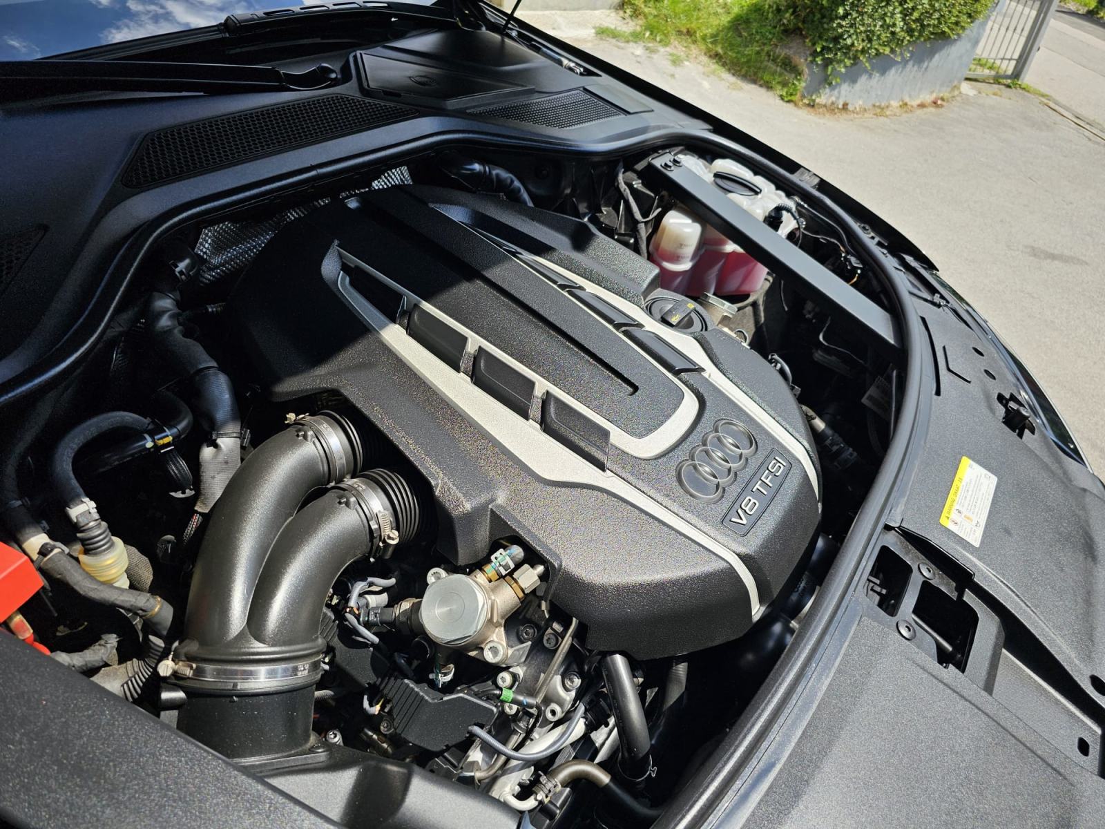 Audi A8 4.0 TFSI Quattro V8 Biturbo | 435 KS, fotografija 5