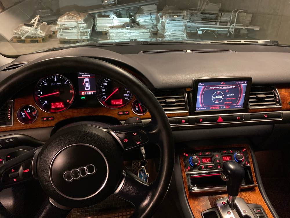 Audi A8 4,0 V8 TDI automatik,full,Reg.01/27,**TOP**, fotografija 11