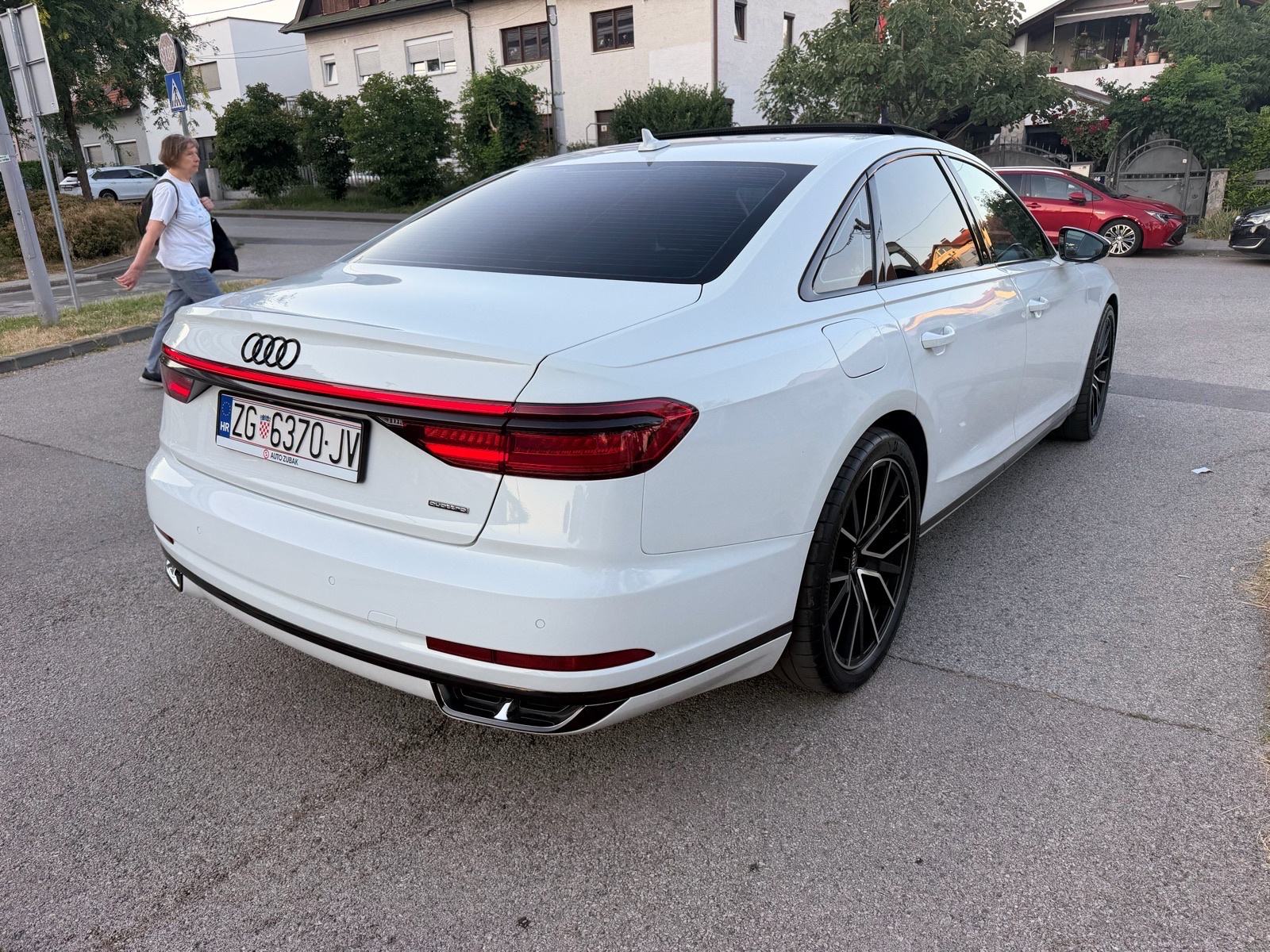 Audi A8 5,0 TDI Pano, Black optic, Sline, Laser, B&O, 2 seta kotaca, fotografija 6