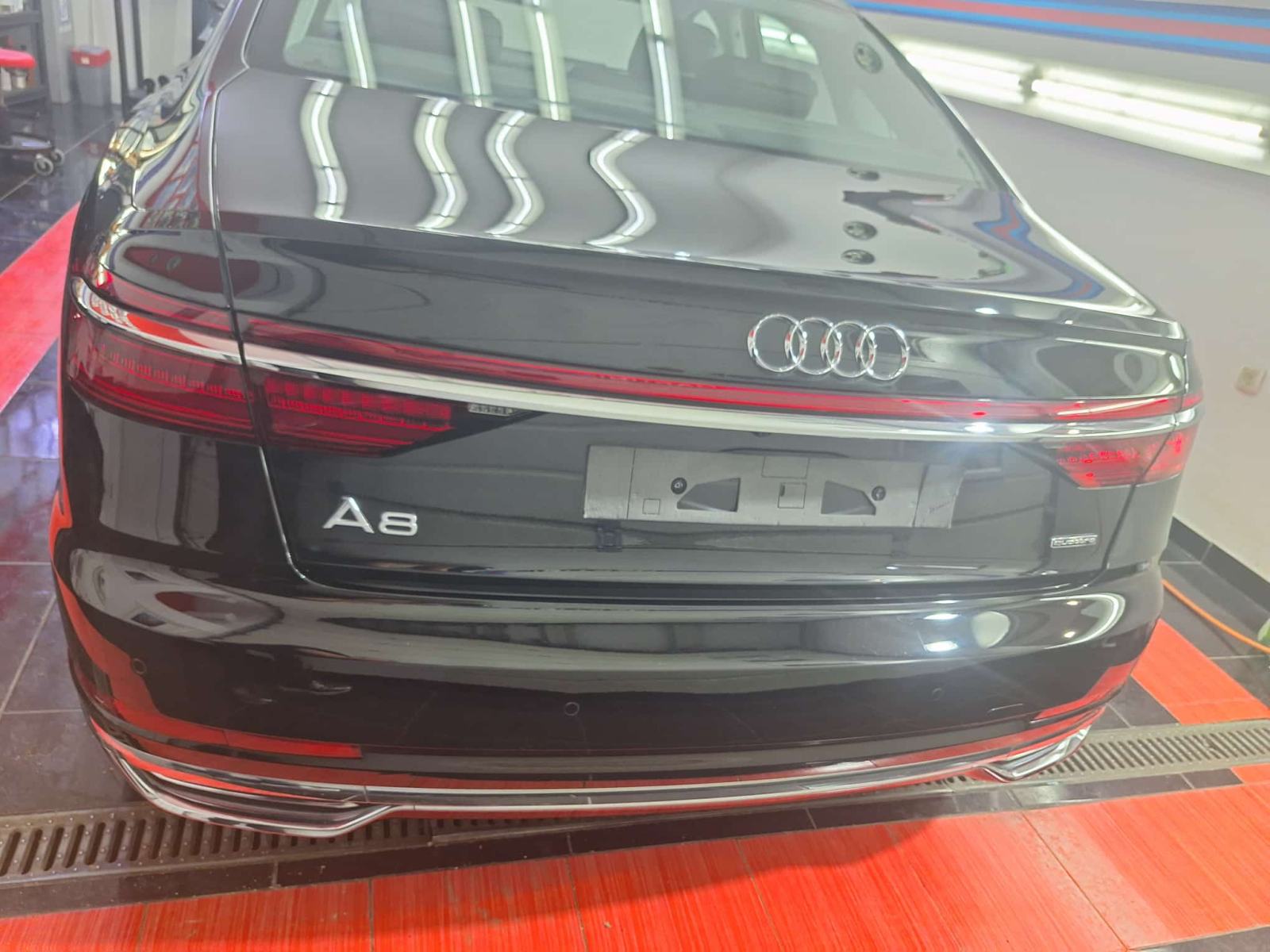 Audi A8 5,0 TDI EXCLUSTIVE,QUATTRO,K 360 ,MAX OPREMA FUUL,3 TV,PDV 25%, fotografija 8