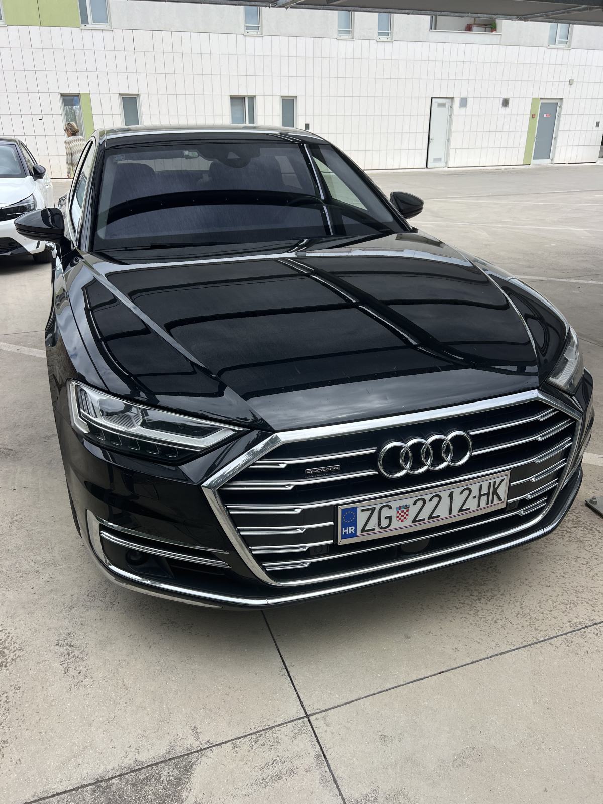 Audi A8 50 TDI quattro, fotografija 6