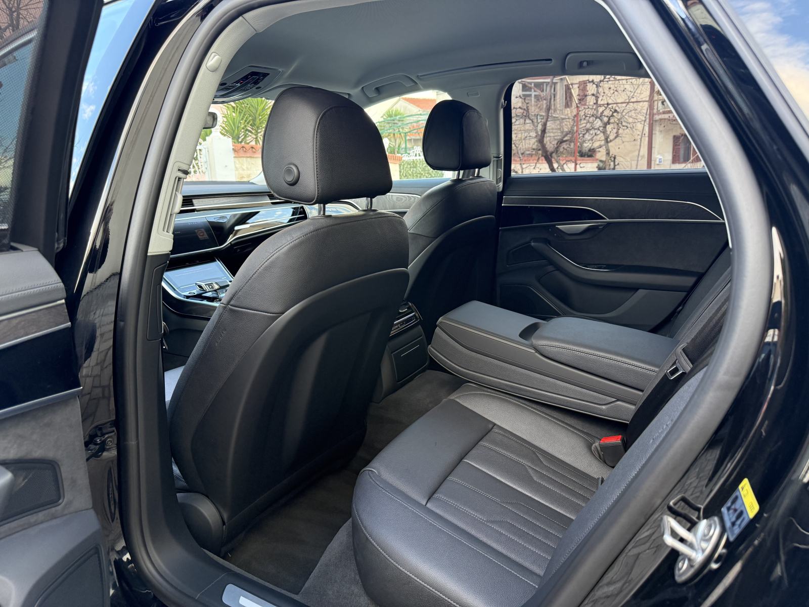 Audi A8 50 TDI Quattro | 286 KS + 48V MHEV | Kao nov | 32000 km | PDV, fotografija 20