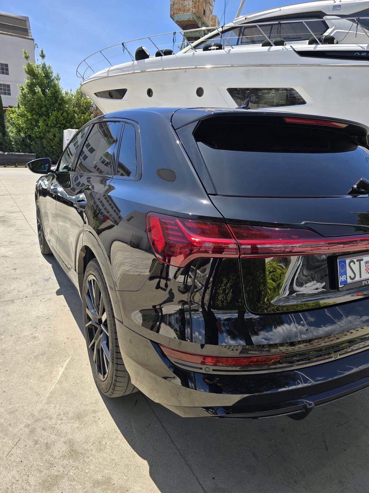 AUDI Q8 e-tron 55 QUATRO 2XS-LINE BLACK EDITION, fotografija 6