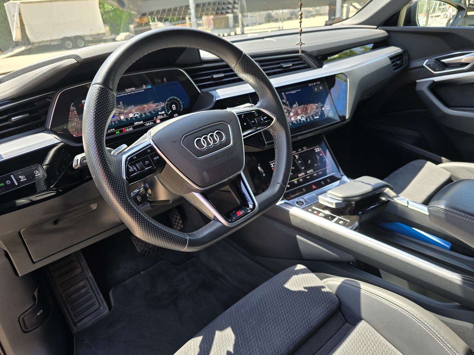 AUDI Q8 e-tron 55 QUATRO 2XS-LINE BLACK EDITION, fotografija 11