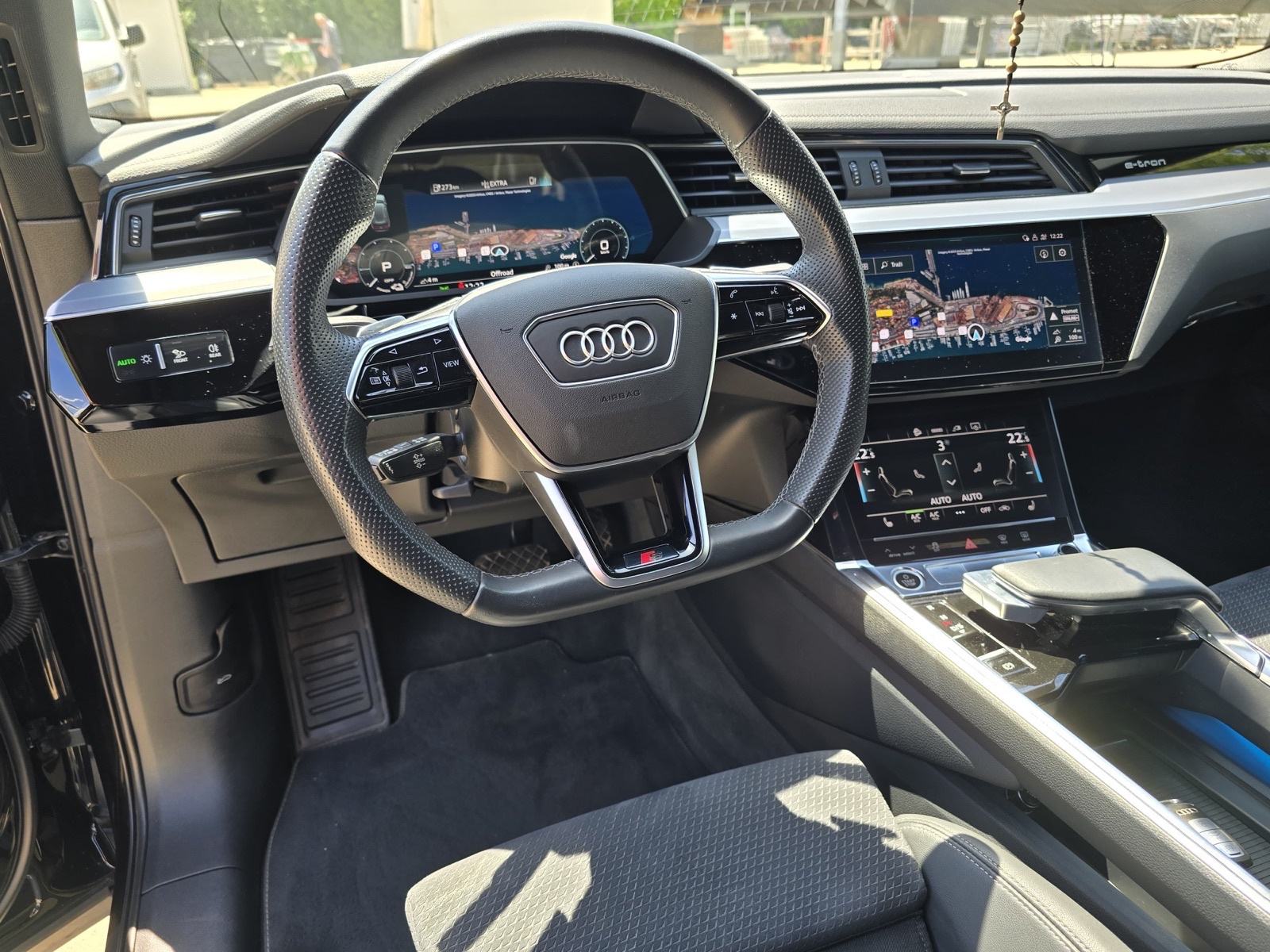 AUDI Q8 e-tron 55 QUATRO 2XS-LINE BLACK EDITION, fotografija 12