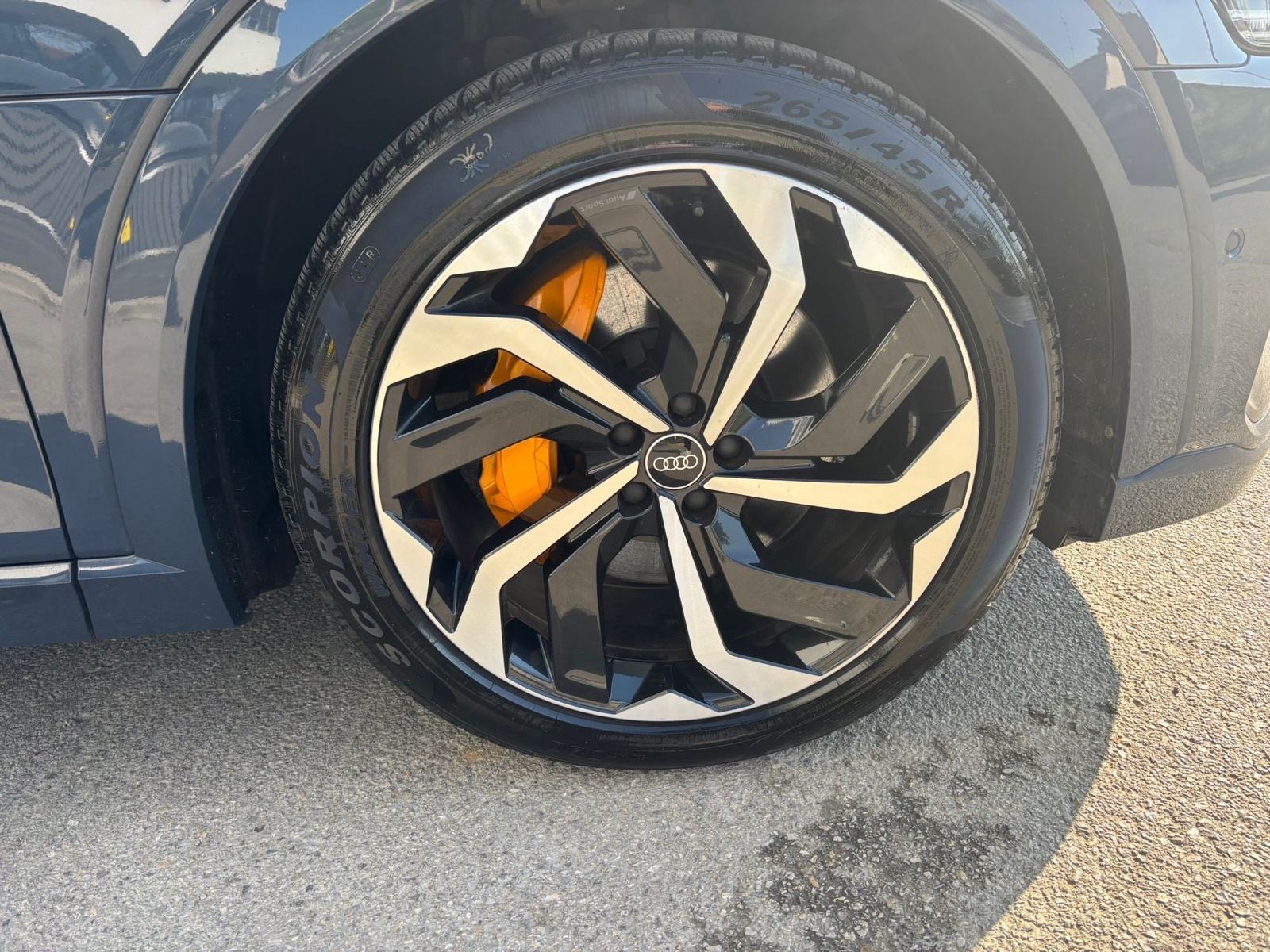 Audi e-tron 50 Quattro S-Line, pogled izvana - slika 4