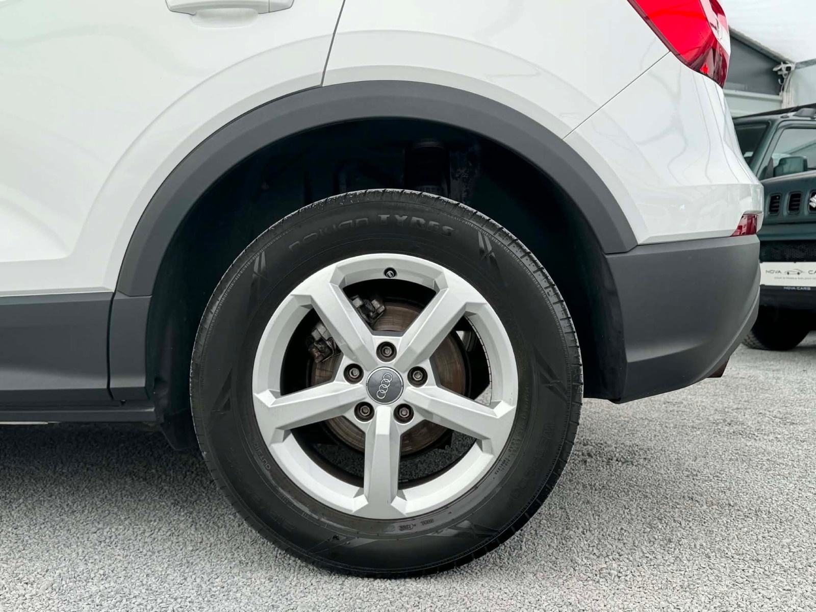 Audi Q2 1.0 TFSI - LED - SAMO 153.000 KM - ALU - NAVI, fotografija 7