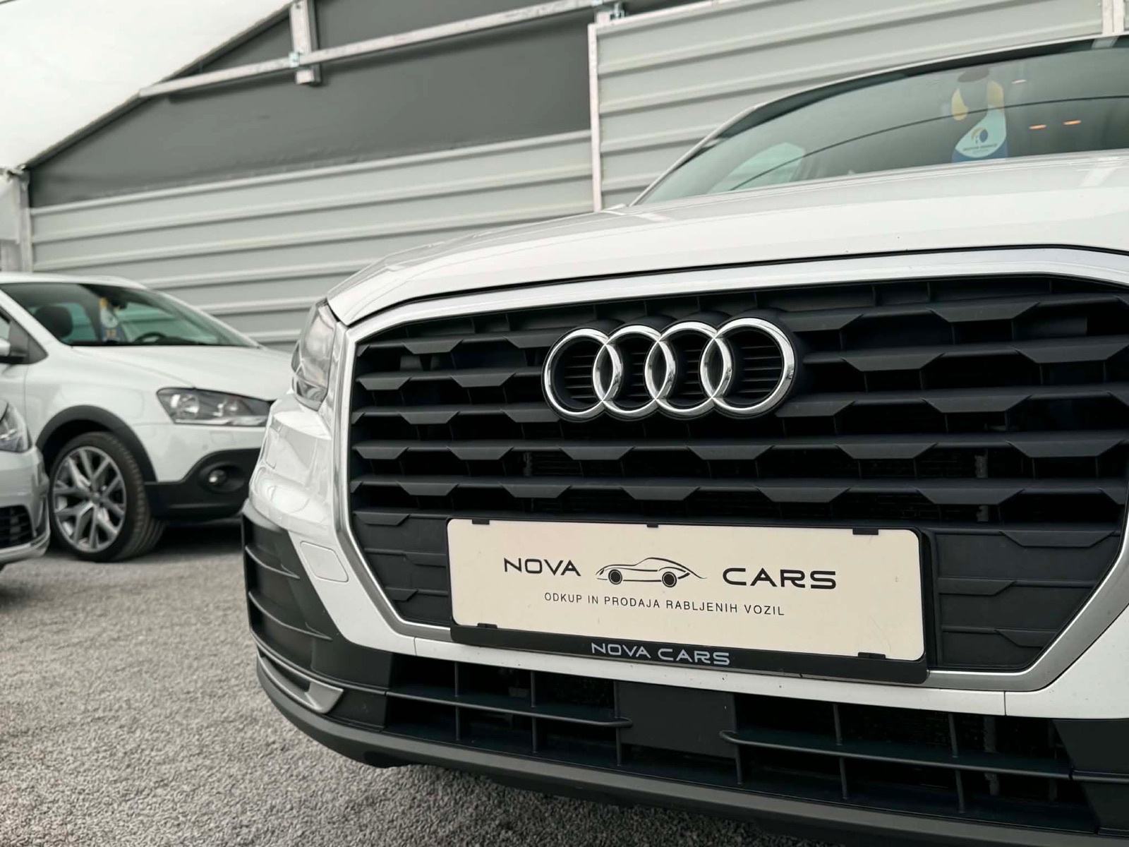 Audi Q2 1.0 TFSI - LED - SAMO 153.000 KM - ALU - NAVI, fotografija 10