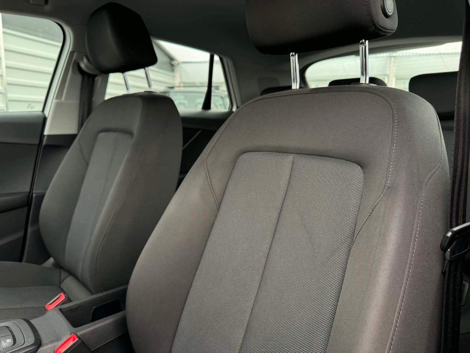 Audi Q2 1.0 TFSI - LED - SAMO 153.000 KM - ALU - NAVI, fotografija 11